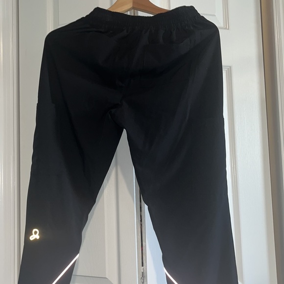 Januu - Picture 8 of 9